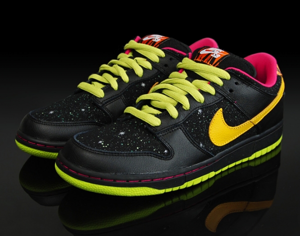 ShoeFax - Nike Dunk Low Pro SB Space Tiger