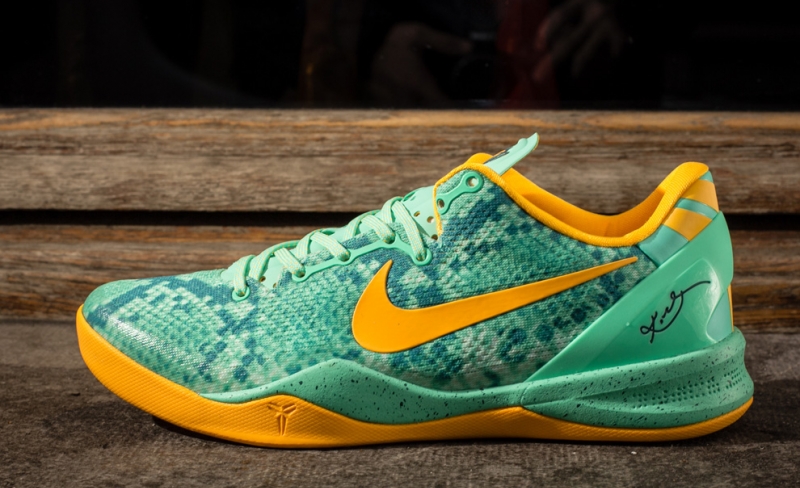 ShoeFax - Nike Kobe 8 Green Glow